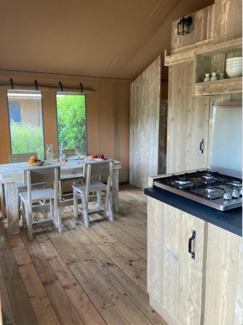 Camping Les Vosges Du Nord Oberbronn Cameră foto